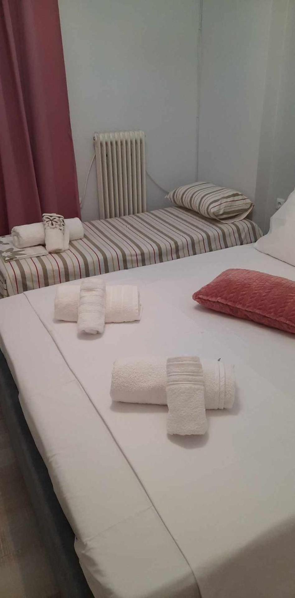 Villys Apartment Каламата Экстерьер фото